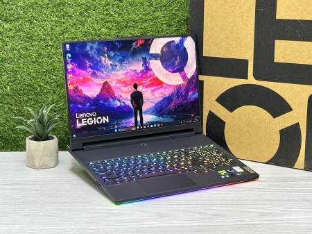 Lenovo Legion 9 16irx9 Carbon 1